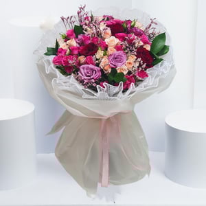Mazzo 'Delizia Cremisi e Lilla'