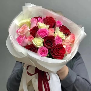 Bouquet '25 Multicolored Roses'