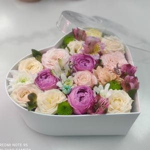 Flower arrangement in the heart