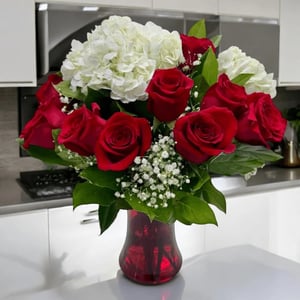 Red Roses & Hydrangea Bouquet