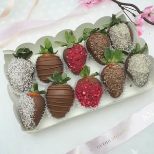 Strawberries in chocolate "Acquaintance" 10 pcs