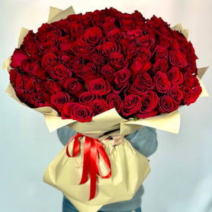Blumenstrauß '151-Rosen-Boxstrauß'
