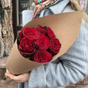 Blumenstrauß aus 7 roten Rosen aus Bastelpapier