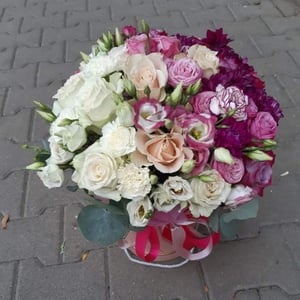 Hat box with flowers 'Fairy fairy'