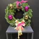 Blumenarrangement 'Tür Kranz Rosalinda'