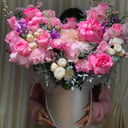 Hat box with flowers 'Pink cloud'