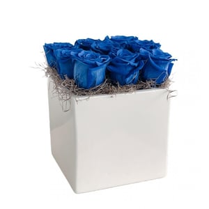 Arrangement 'Blue Roses Cube'