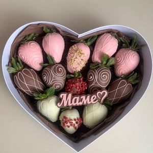 Schokoladenüberzogene Erdbeeren Маме