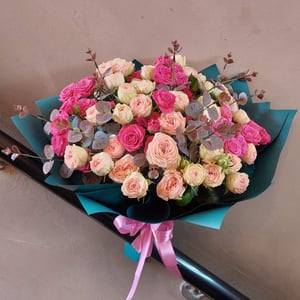 Bouquet 'Between fiction and dreams'