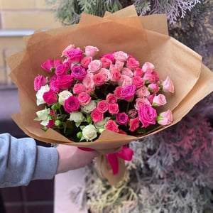 Blumenstrauß 'Himbeer-Chic'