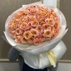 Champagne Rose Grand Bouquet