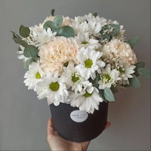 Flower box 'Joy of the Meeting'