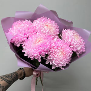 Blumenstrauß 'Rosafarbene Chrysanthemen, 5 Stiele'