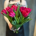 Bouquet 'Hot pink tulips with topper 8 March'