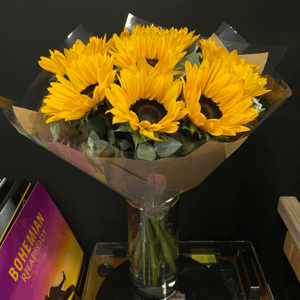Bouquet of 9 sunflowers