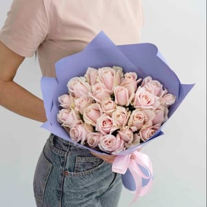 Ramo de 25 rosas delicadas