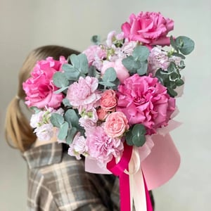 Compliment arrangement with peony-flowered roses