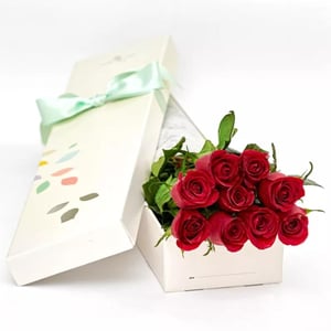 Flower box 'Rose in scatola'