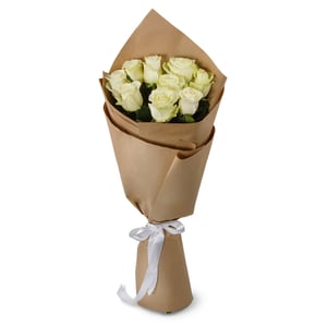 Bouquet of 9 Mondial roses