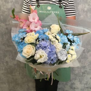 Bouquet of Roses, Chrysanthemums and Gladiolus