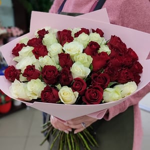Bouquet de 55 roses mix