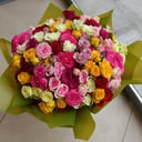 Blumenstrauß 'Regenbogenrosen'