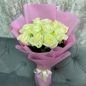 Bouquet of white roses 11 pcs.