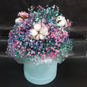 Hat box with flowers 'Sweet dream'