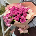 Ramo de 11 rosas peonía