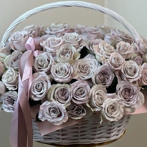 Flower basket 'Tender Morning'
