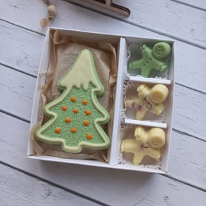 Set of chocolate with herringbone