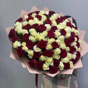 Bouquet '101 roses with delivery to Kyiv'