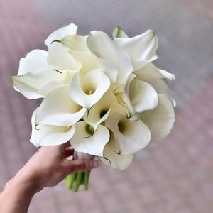 Bridal bouquet of calla lilies "Pheona"