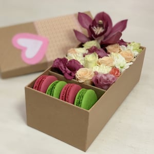 Flower box 'Macaroni'