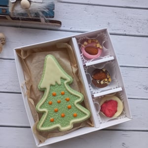 Chocolate set with Christmas tree and sweets