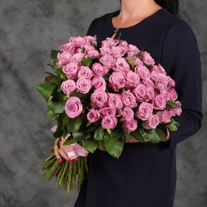 Bouquet of 55 pink roses