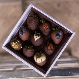 Set for him for 9 berries