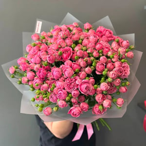 Blumenstrauß 'Pfingstrosenblütige Strauchrose, 19 Stiele.'