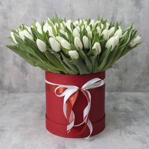 Flower box 'Scatola di 51 Tulipani Bianchi'