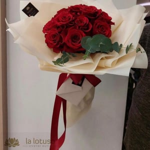 Mazzo 'Rosa rossa armonia'