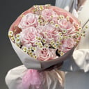 Bouquet of orchids and roses