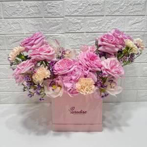 Flower box 'Rosy Paradise'