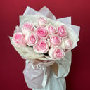 Mono bouquet of roses