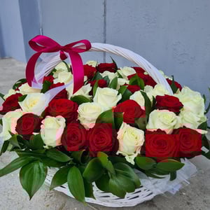 Big basket with roses