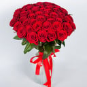 50 red roses