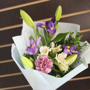 Bouquet Lilac sunrise