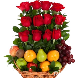 Bouquet a gradoni di 12 rose con frutta