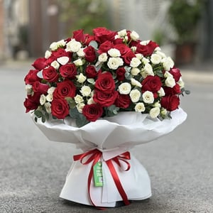 Bouquet 'Crimson & White Devotion'