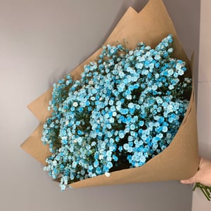 Bouquet 'Blue Gypsophila in Kraft Paper'