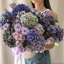 Hat box with flowers 'Louise'